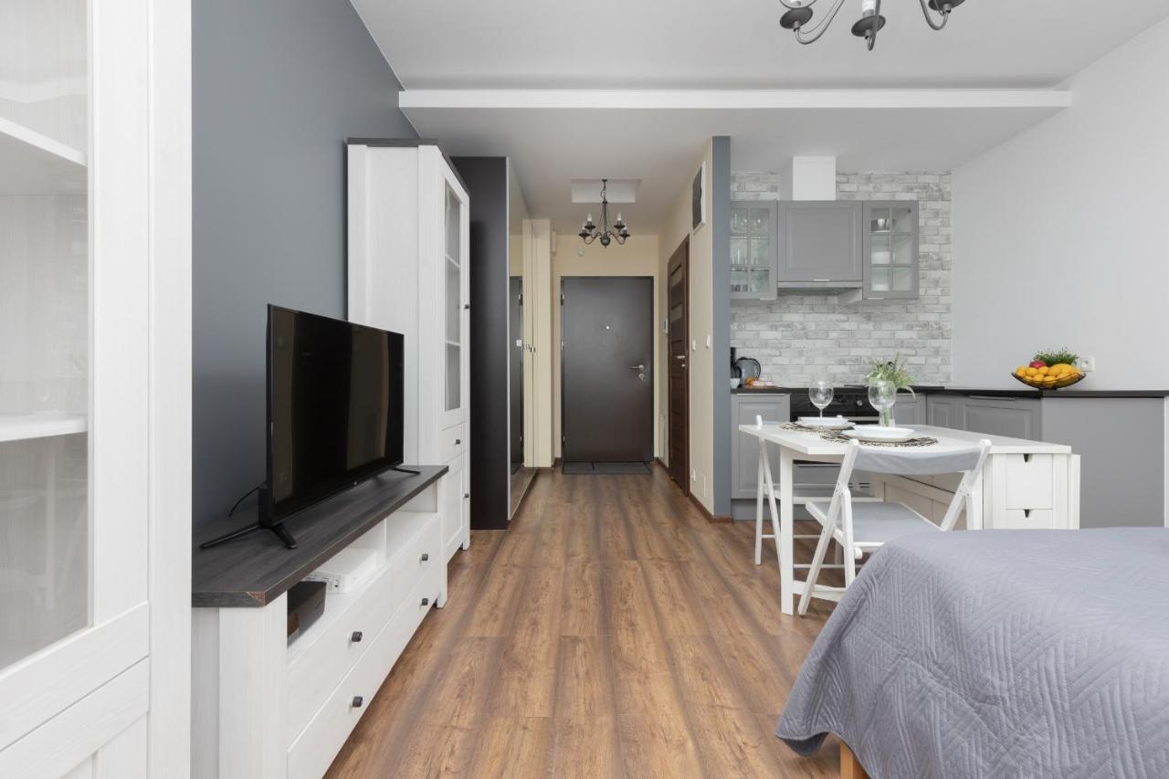 Comfy & Trendy Studio Apartment Warsaw Wola By Noclegi Renters Exterior foto