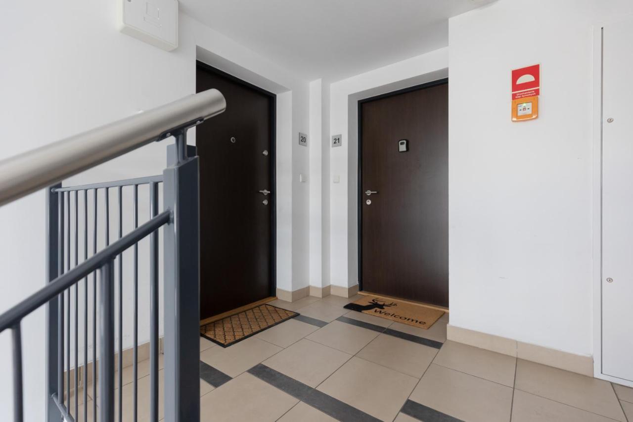 Comfy & Trendy Studio Apartment Warsaw Wola By Noclegi Renters Exterior foto